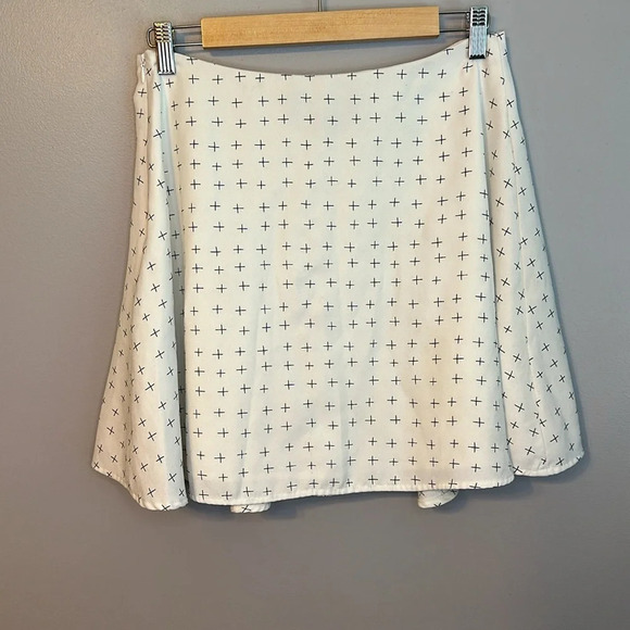 The Fifth Pleated Lined Skirt Women’s Size Large - Picture 2 of 6